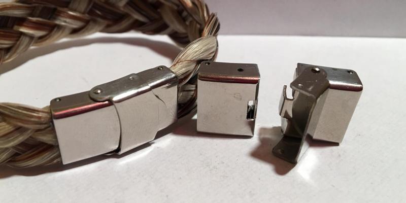 Creation crins cheval fermoir acier inoxydable large solide qualite