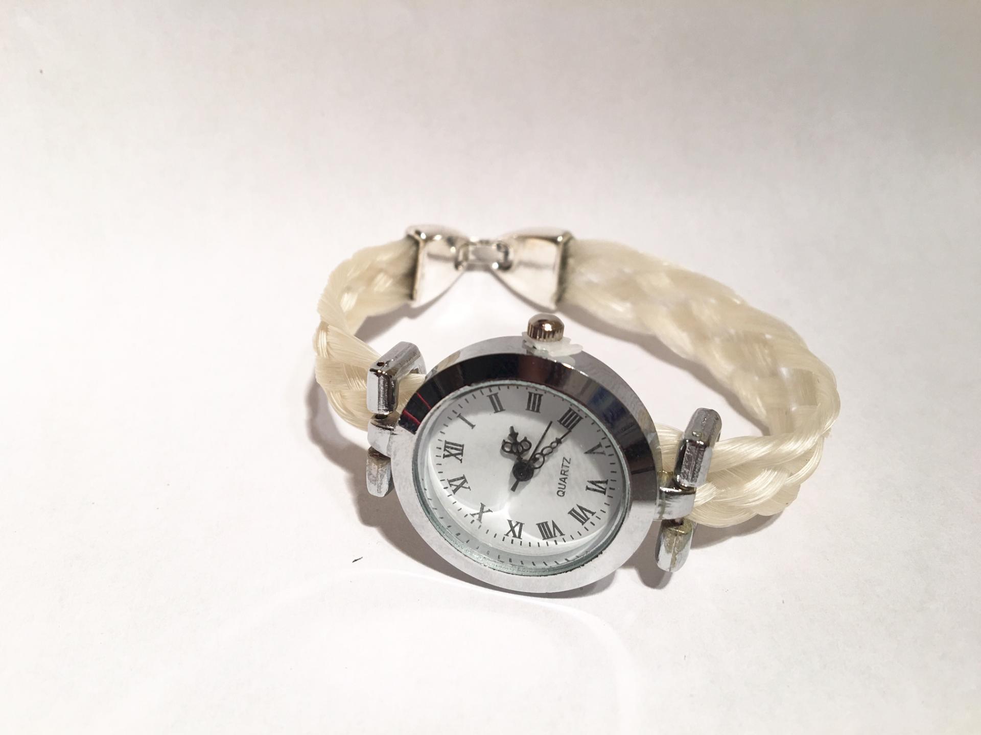 Creation crins cheval montre plat argent large souvenir cadeau